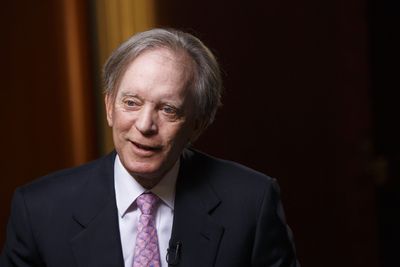 ‘Bond King’ Bill Gross says it's time to stop betting against bonds and get ready for a economic slowdown: 'Recession in the 4th quarter'