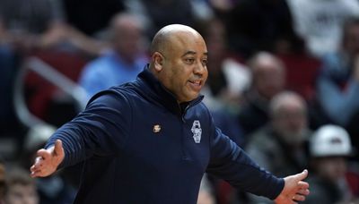 Notre Dame looks for turnaround under new men’s basketball coach Micah Shrewsberry