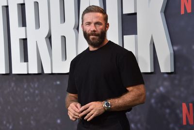 Julian Edelman asks burning question following Patriots win over Bills