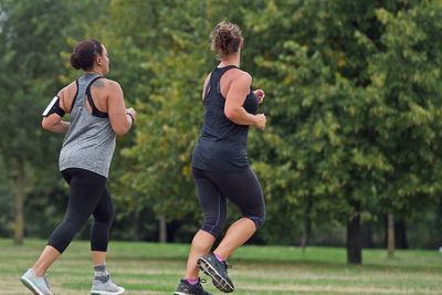 22 minutes of exercise per day ‘can offset negative impact of sitting down’