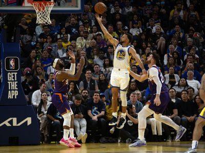 NBA Twitter reacts to Warriors dropping thriller to Suns on opening night, 108-104