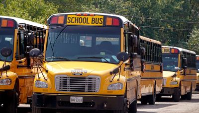 School bus driver shortage still hits Chicago families hard