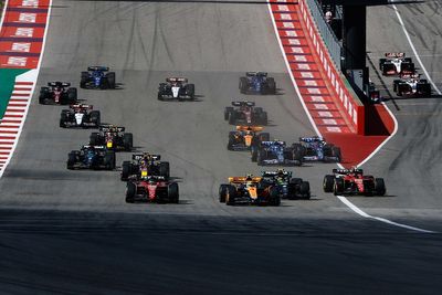 Sainz pulled “Monaco Loews” move on Hamilton at F1 US GP start