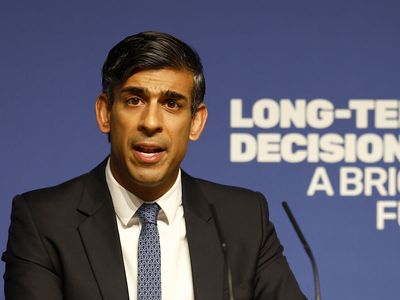 Sunak to address benefits and possible existential threat in speech on AI