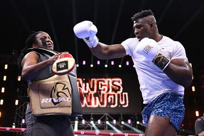 Photos: Tyson Fury vs. Francis Ngannou open workouts