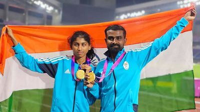 Blind runner Rakshitha bags gold in 1,500m
