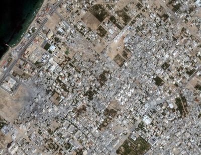 Before and after aerial pictures show deadly Gaza destruction in full