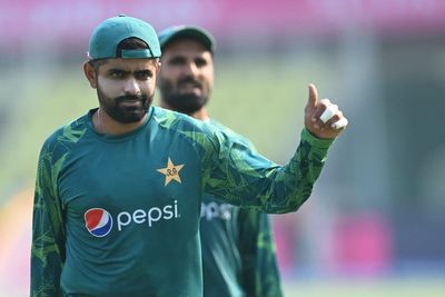 Pakistan vs South Africa LIVE: Cricket score and updates from ODI World Cup