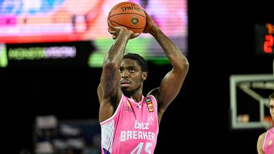 Cheatham injured as 36ers upset NZ Breakers in NBL