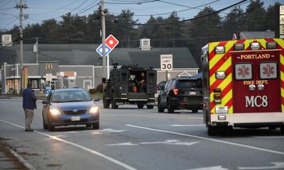Maine shootings: police surround farmhouse owned by suspect’s family in Bowdoin