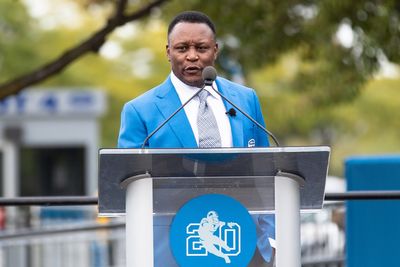 Barry Sanders needs help to prove he’s real