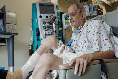 Maryland man, 58, who received pig heart transplant last month reaches major recovery milestone