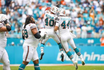 Dolphins players share their love for the team’s throwback uniforms