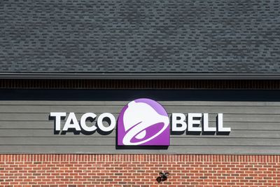 PSA: Taco Bell’s World Series stolen base promotion will win America free tacos again