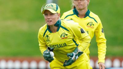 Healy out of WBBL, racing to tour India after dog bite