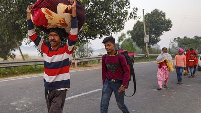 Cross-border firing stops along IB in Jammu, border dwellers start returning home