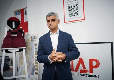 Sadiq Khan becomes highest-profile Labour figure to call for ceasefire