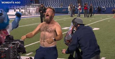 Fired-up Ryan Fitzpatrick going shirtless for Bills fans is, literally, quite a flex