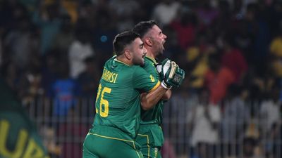PAK vs SA | South Africa sneaks past Pakistan in a humdinger
