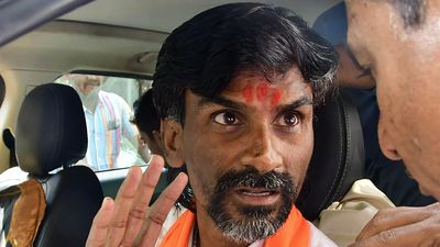 Maratha reservation stir: Jarange Patil casts aspersions on Modi’s intent in granting quota