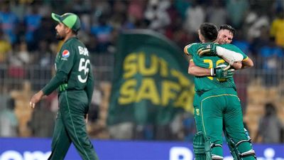 ODI World Cup: South Africa pull off a heist to push Pakistan closer to elimination