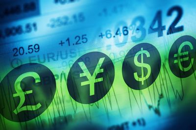 Dollar Undercut by Lower T-note Yield While Gold Sees Support from Middle East Tensions