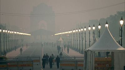 Delhi air quality remains 'poor' for third consecutive day