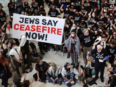 For some Jewish peace activists, demands for a cease-fire come at a personal cost