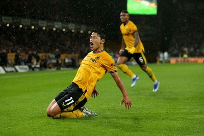 Wolves dig deep to earn dramatic draw with Newcastle