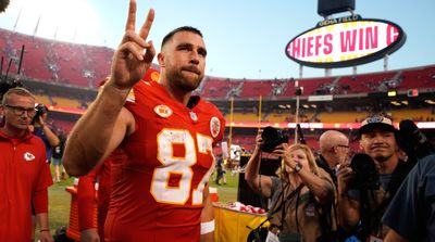 Travis Kelce Sang Along to Taylor Swift's 'Love Story' and Melted the Hearts of Swifties