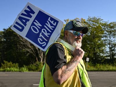 UAW reaches tentative deal with Chrysler parent Stellantis to end 6-week strike