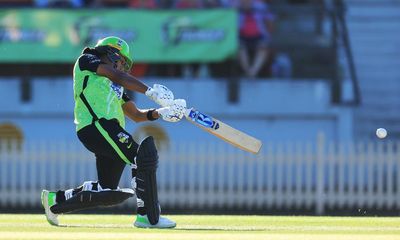 From a broken bat to fixture woes: WBBL season starts with more than one bang