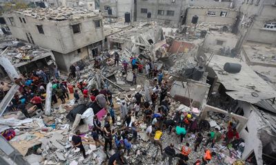 Anguish of Gaza residents as phones return to life with news of those lost