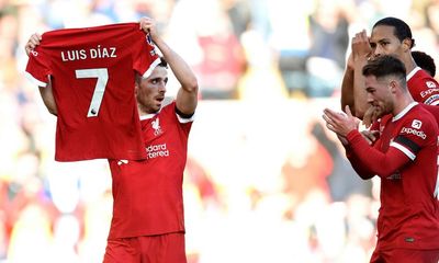 Liverpool show unity with absent Díaz as they sweep aside Nottingham Forest
