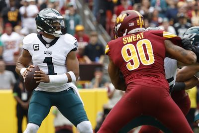 Takeaways and highlights from first half as Commanders hold a 17-10 lead over Eagles