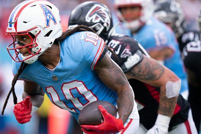 DeAndre Hopkins with a touchdown hat trick for Titans