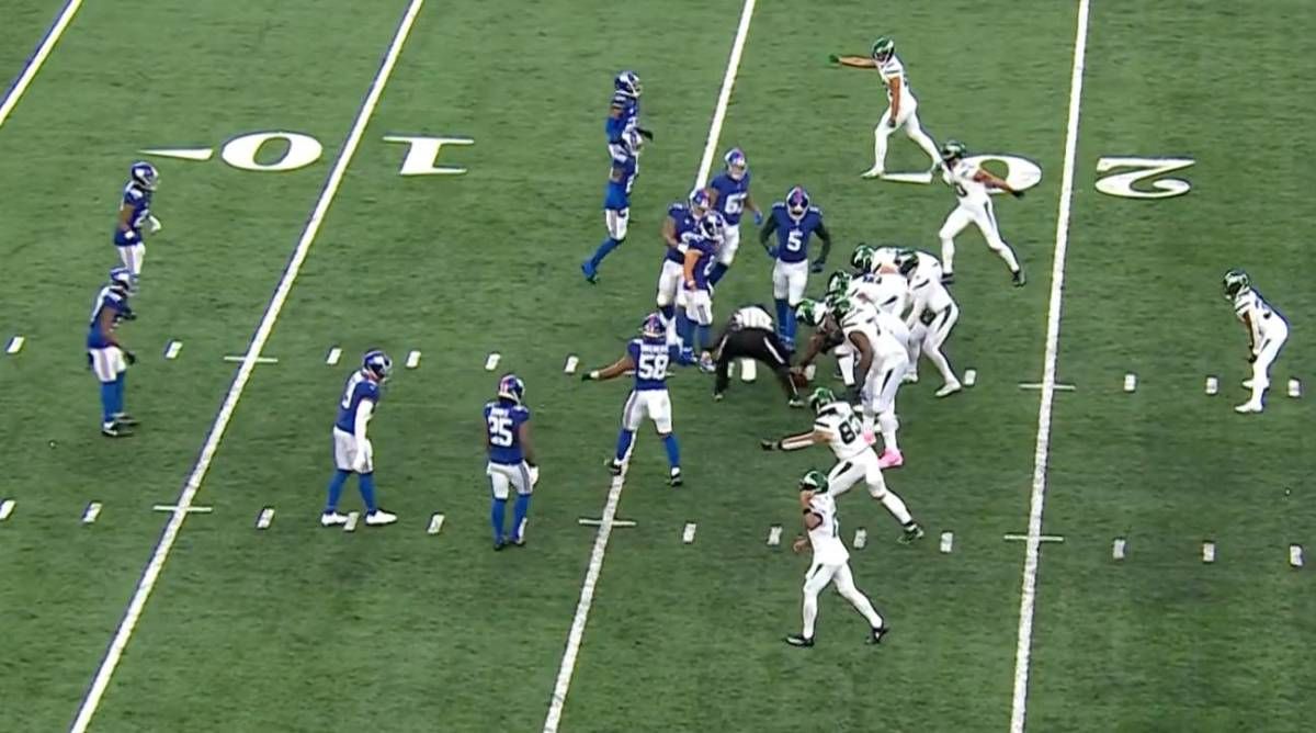 The Hero of the Jets Comeback Win Over the Giants Was…