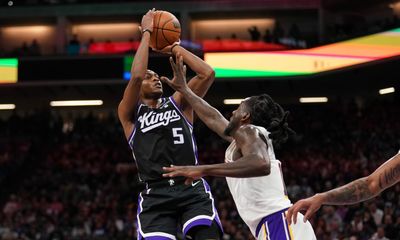 Lakers player grades: Kings defeat L.A. in overtime