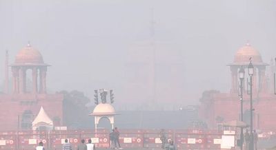 Delhi, Noida air quality remains 'very poor'; AQI in national capital at 322