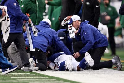 Giants’ Tyrod Taylor remains hospitalized after suffering rib cage injury