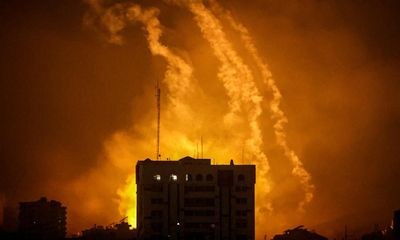 Gaza in communications blackout as Israel intensifies siege