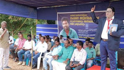 Dalit groups step up protest against Calicut varsity’s reservation norms