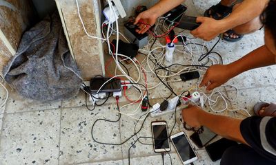 Israeli restrictions leave Palestinians facing digital divide