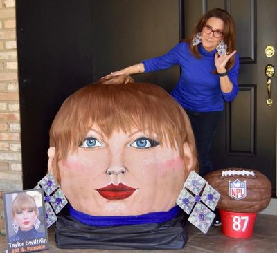 Taylor Swift becomes a 400lb pumpkin – and the star of Halloween