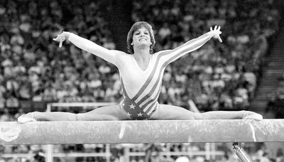Mary Lou Retton grateful for ‘love and support’ as she recovers from rare pneumonia