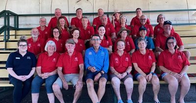 'Standing with our mates in the bush': volunteers lend a hand on the farm