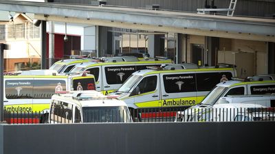 Queensland's opposition ramps up pledge on ambulances