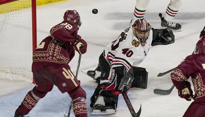 Blackhawks’ goaltending, defense crumble in blowout loss to Coyotes