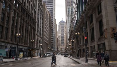 Chicago should jump to get federal money that would help revamp LaSalle Street