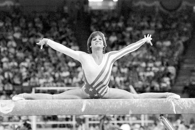 Olympic gymnast Mary Lou Retton breaks silence over health battle: ‘I am forever grateful to you all!’